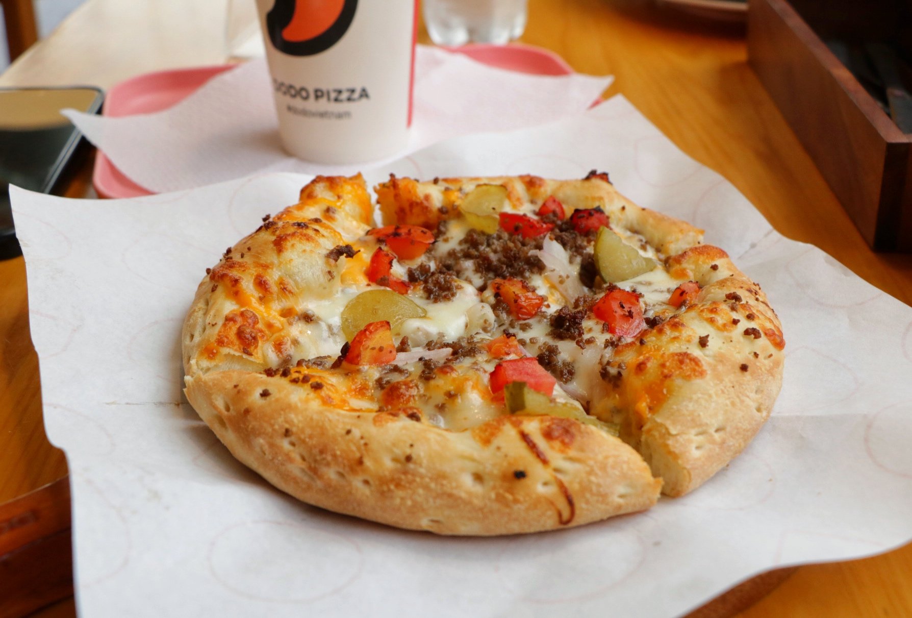 Chuỗi pizza nổi tiếng đóng cửa toàn bộ chi nhánh ở TP.HCM: Khách quen nuối tiếc - Ảnh 3.