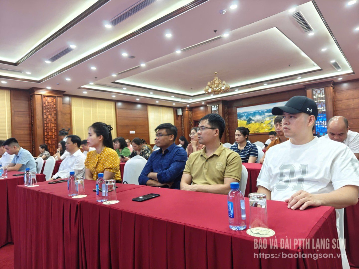 Các đại biểu tham dự tập huấn