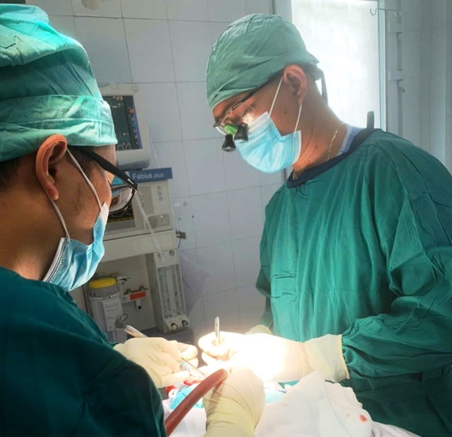 Quảng Nam: Cắt bỏ thành công khối u vùng sống mũi phức tạp - Ảnh 1.