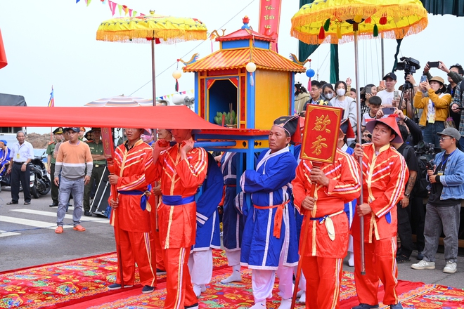 Lễ hội cầu ngư ở làng chài cổ khiến du khách không muốn về- Ảnh 12.