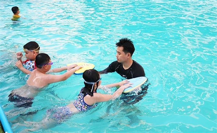 Las escuelas necesitan aumentar la coordinación para garantizar la seguridad de los niños durante el verano. Foto: MOET