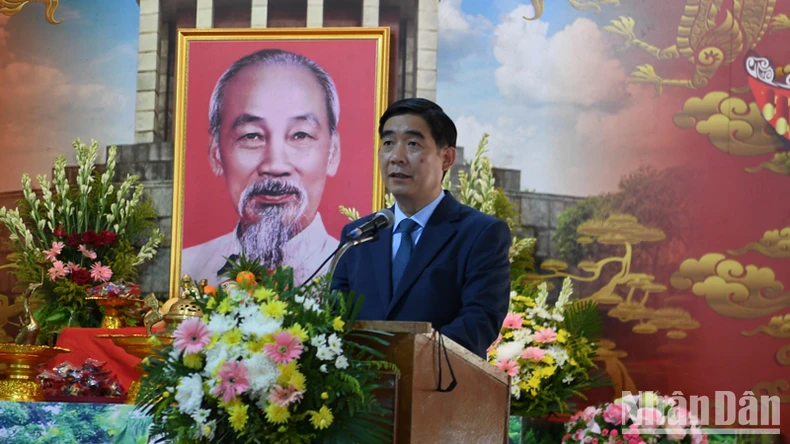 Feier zum 135. Geburtstag von Präsident Ho Chi Minh in der Provinz Nakhon Phanom, Thailand, Foto 3