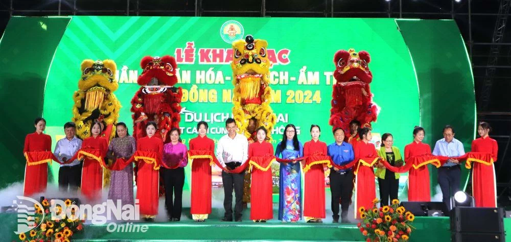 ពិធីបើកកម្មវិធី VHDLAT Week 2024។ រូបថត៖ Ngoc Lien