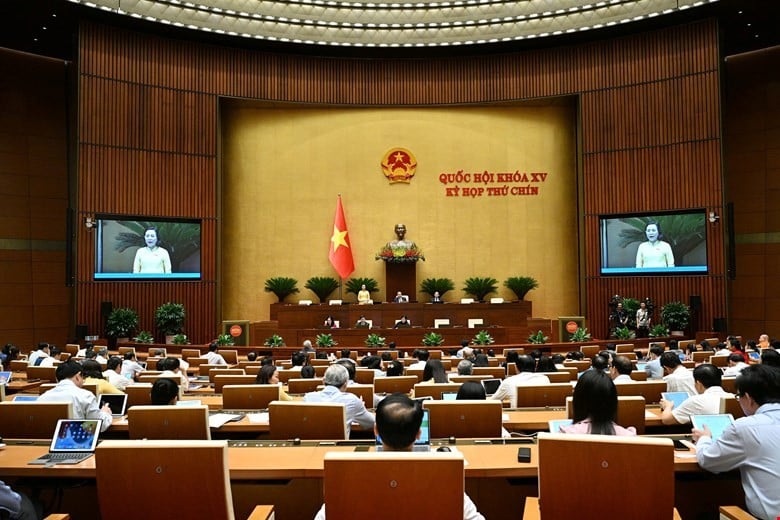 Quốc hội làm việc tại Hội trường sáng 21/5. (Ảnh: quochoi.vn)