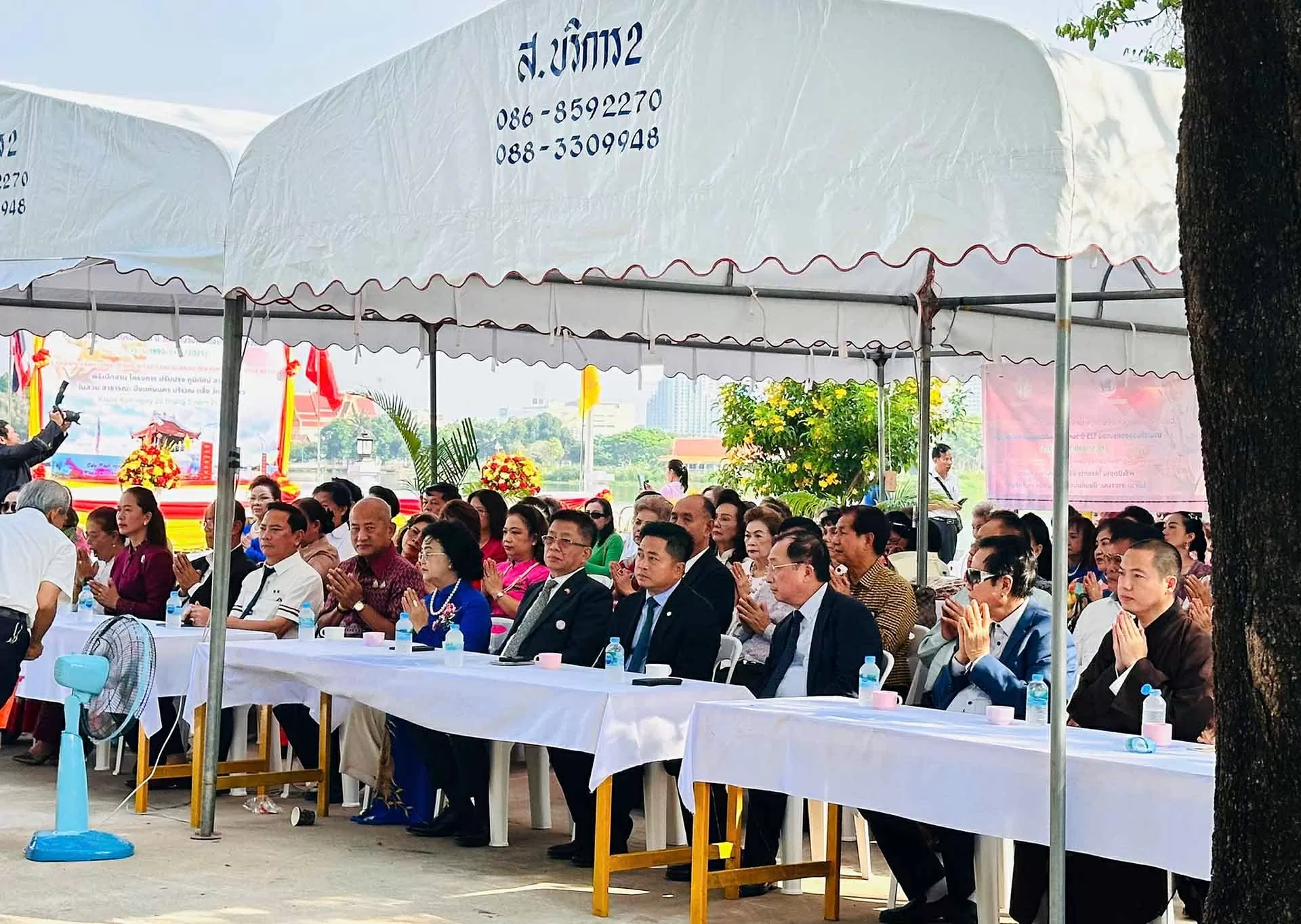 Kỷ niệm 135 năm Ngày sinh Chủ tịch Hồ Chí Minh: Khánh thành công trình cải tạo cảnh quan xung quanh chùa Một Cột tại tỉnh Khon Kaen