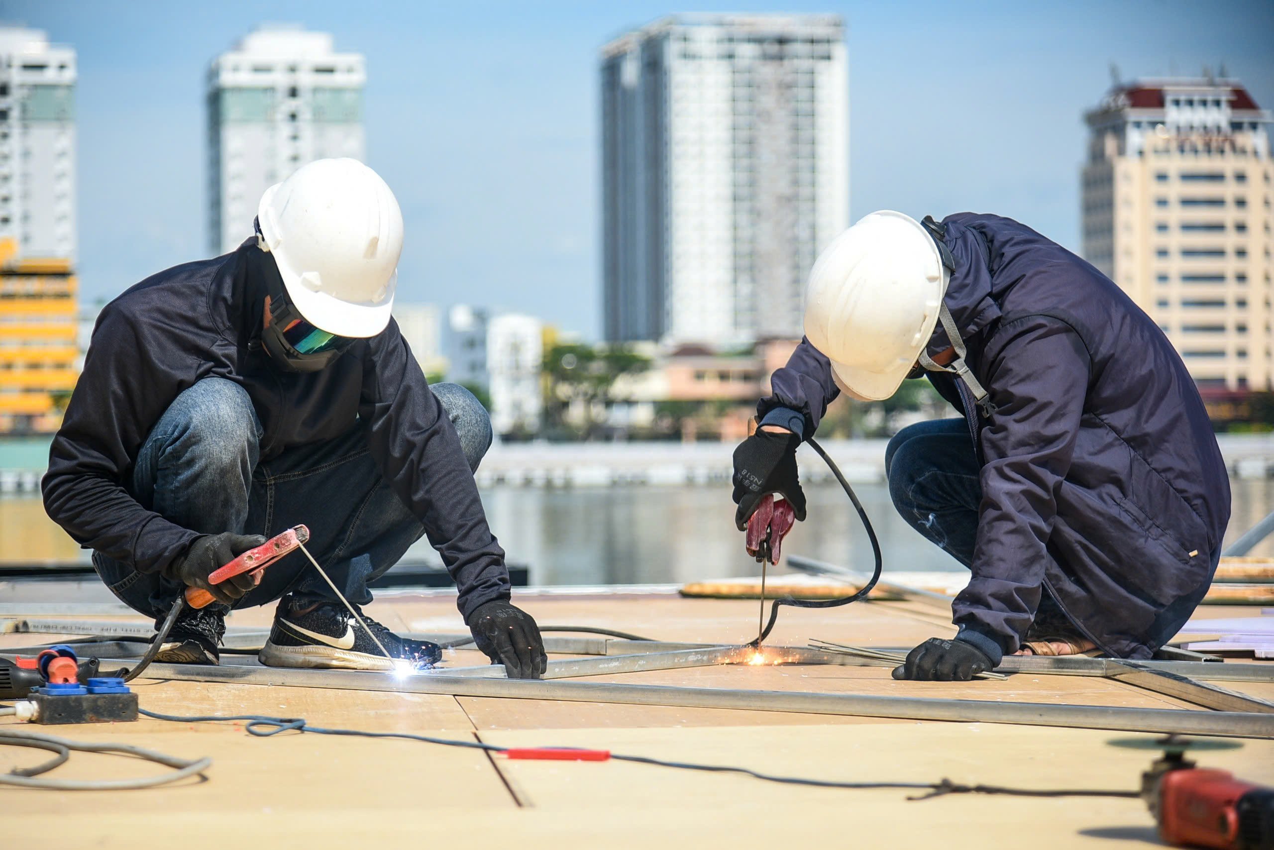 Lộ diện sân khấu pháo hoa 'siêu khủng': Sao hạng A nào sẽ đổ bộ Đà Nẵng?- Ảnh 2.