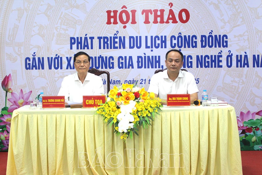 សិក្ខាសាលា “អភិវឌ្ឍន៍ទេសចរណ៍សហគមន៍ផ្សារភ្ជាប់នឹងការកសាងគ្រួសារភូមិសិប្បកម្មនៅ Ha Nam”
