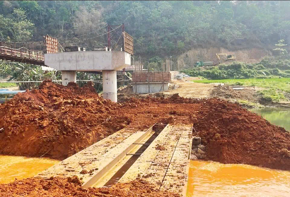 Huyện Bảo Lạc đầu tư 18 tỷ đồng xây dựng cầu Nà Xiêm, xã Bảo Toàn.