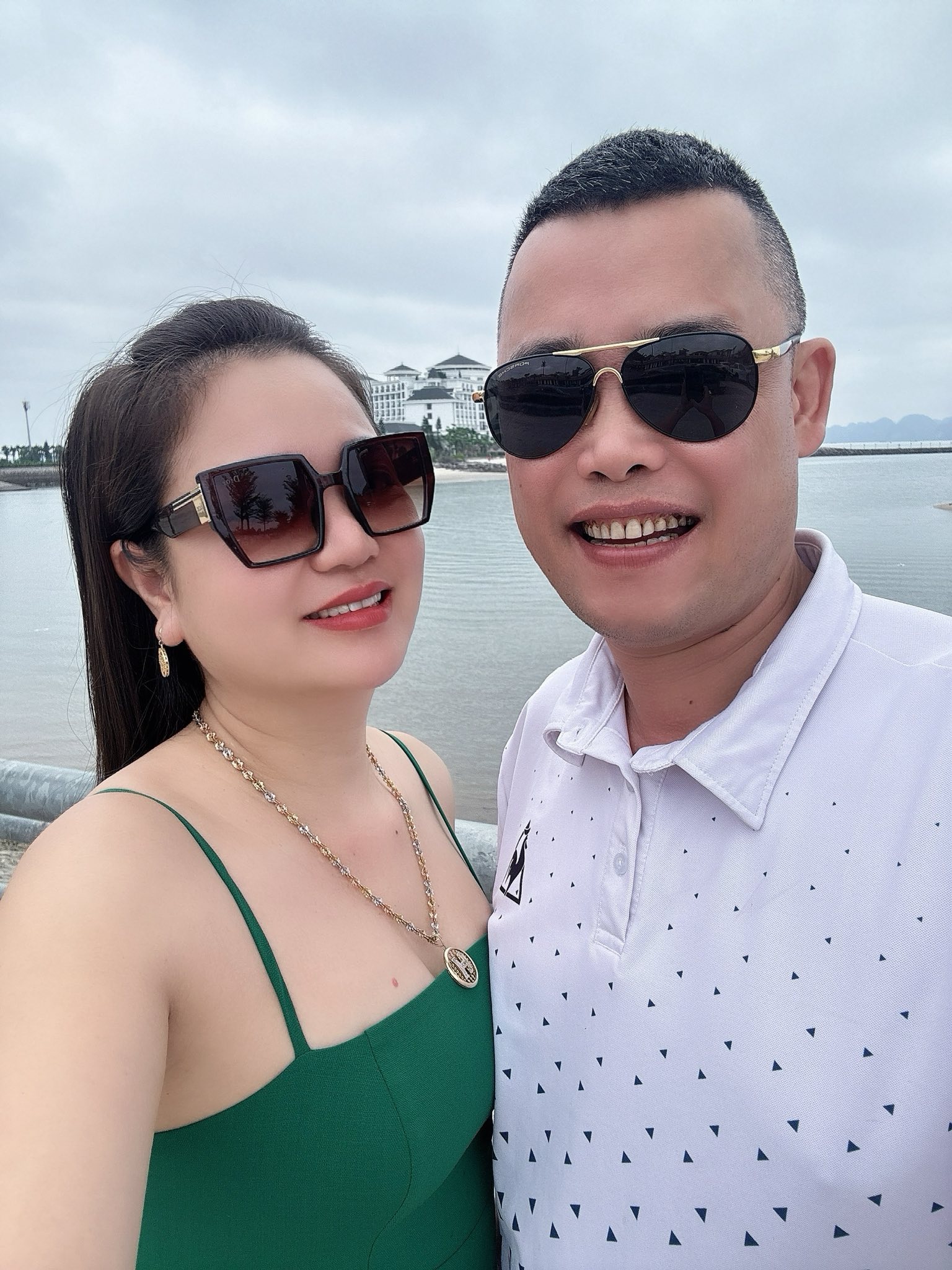 Kiểu váy 2 dây được bạn gái Hiệp Gà tích cực lăng xê- Ảnh 6.