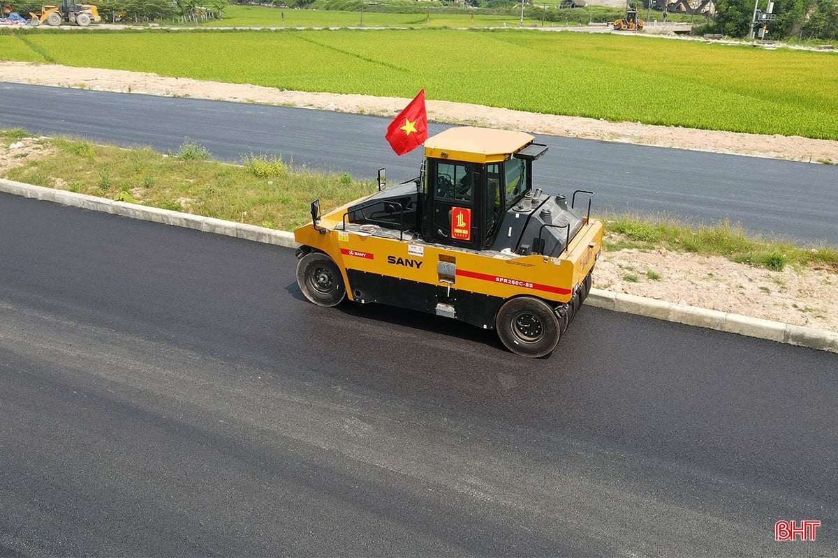 bqbht_br_duong-ham-nghi-keo-dai-4.jpg