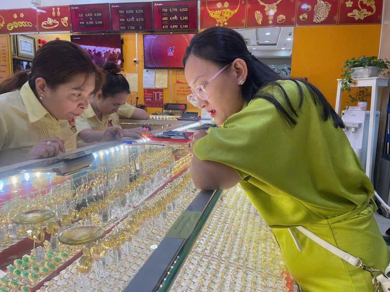 Giá vàng hôm nay 21/5: Giá vàng có thể tăng vượt 120 triệu