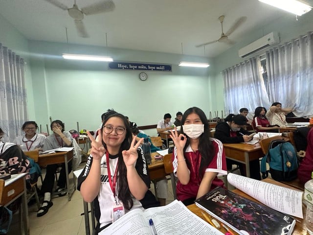 Bí quyết ôn thi tốt nghiệp THPT đạt điểm cao: 10 dạng câu hỏi đọc hiểu - Ảnh 1.