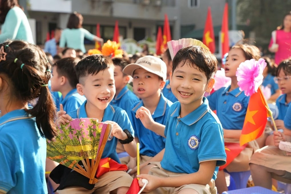 Học bạ toàn 10 vẫn trượt học sinh giỏi, phụ huynh bức xúc có chính đáng? - 1