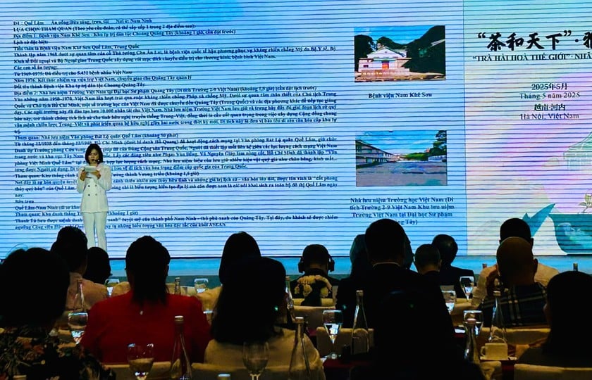 BTC giới thiệu tour "Hành trình đỏ hữu nghị Việt - Trung tại Quảng Tây theo dấu chân Chủ tịch Hồ Chí Minh" (Ảnh: T.D).