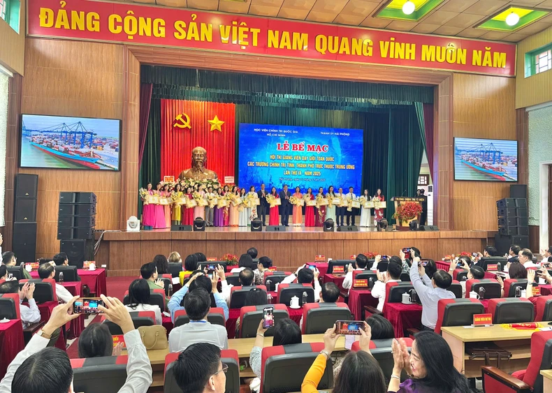 Bế mạc Hội thi giảng viên giỏi toàn quốc các trường chính trị lần thứ 9 ảnh 2
