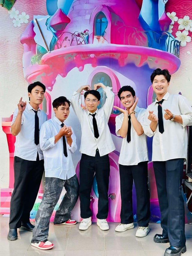 Khi Rap chạm vào đờn ca tài tử – Một cú giao thoa ấn tượng của Nhóm hát TDB- Ảnh 4.
