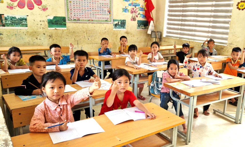 Prioritizing resources to complete goals for children - Cao Bang Electronic Newspaper