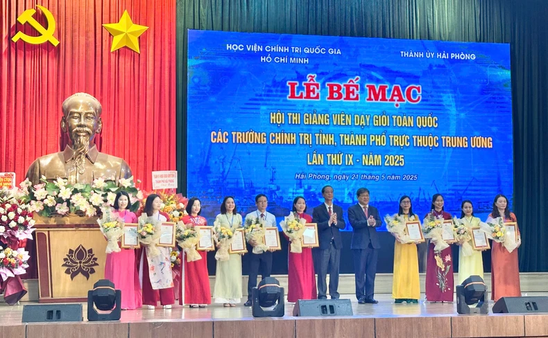 Bế mạc Hội thi giảng viên giỏi toàn quốc các trường chính trị lần thứ 9 ảnh 3