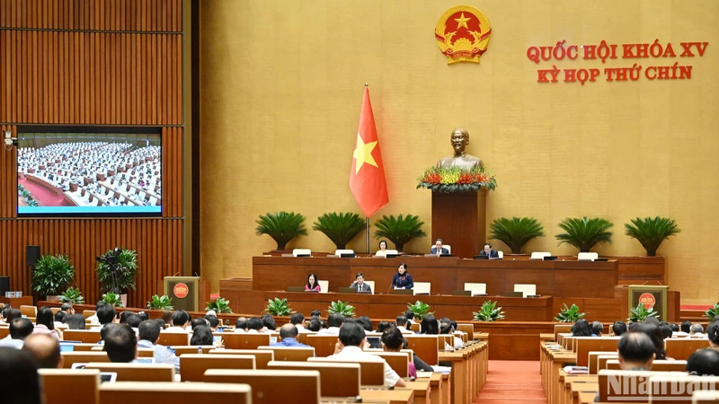 រដ្ឋសភា​ពិភាក្សា​អំពី​ការ​លើក​លែង​ថ្លៃ​សិក្សា​សម្រាប់​សិស្ស​មត្តេយ្យសិក្សា និង​បឋមសិក្សា
