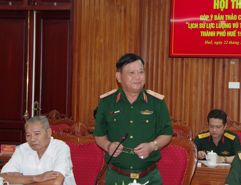 Thiếu tướng Đặng Ngọc Nghĩa – Nguyên Uỷ viên thường trực Uỷ ban QPAN Quốc Hội phát biểu tại Hội thảo.