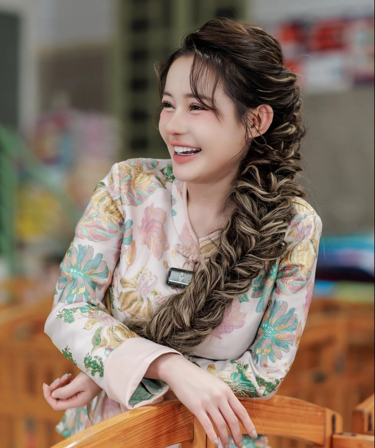 Ngân 98 - Ảnh 1.