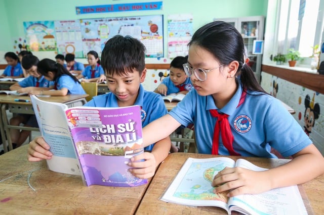 Sáp nhập tỉnh, thành có ảnh hưởng sách giáo khoa? - Ảnh 2.