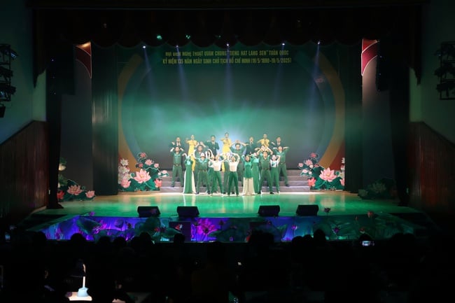 Nghệ sĩ, diễn viên tự hào, xúc động được tham dự Hội diễn Tiếng hát Làng Sen năm 2025 - Ảnh 3.