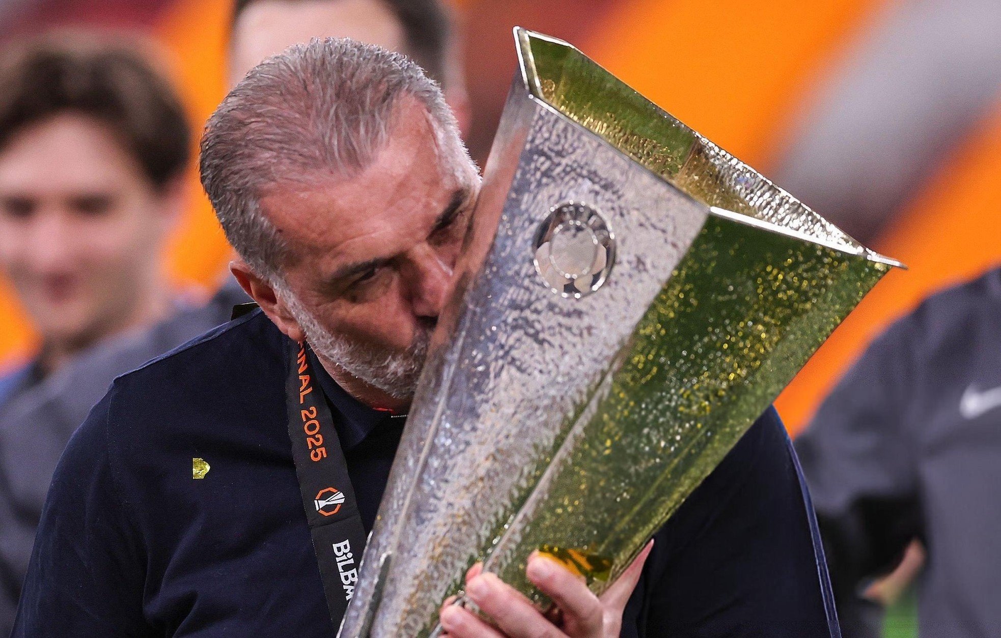 Tottenham đã thoát khỏi sự tầm thường, trở thành nhà vô địch Europa League như thế nào? ảnh 7