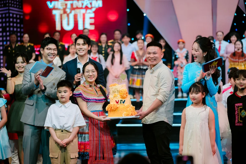 Hành trình 3650 ngày làm nên những điều diệu kỳ của "Việc tử tế" ảnh 1