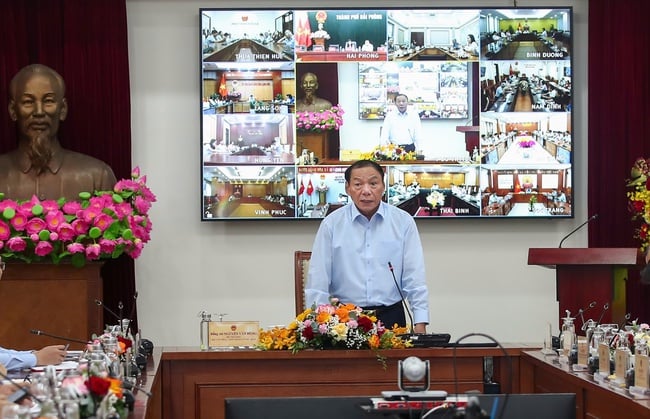 Bộ trưởng Nguyễn Văn Hùng chủ trì hội thảo toàn quốc bàn giải pháp đẩy mạnh hội nhập quốc tế về văn hóa - Ảnh 7.