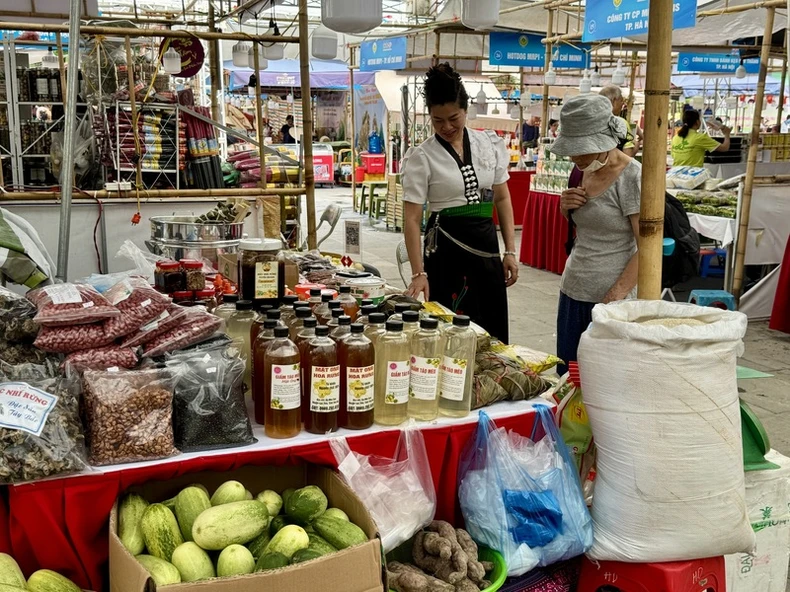 Để sản phẩm OCOP đến gần hơn với người dân thủ đô ảnh 4