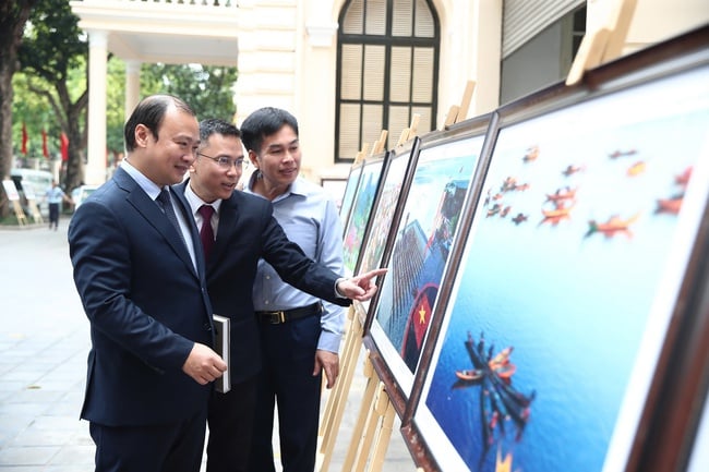 Phát động Giải thưởng "Việt Nam Hạnh phúc - Happy Vietnam 2025": Hạnh phúc không phải là một đích đến, mà là một hành trình - Ảnh 2.