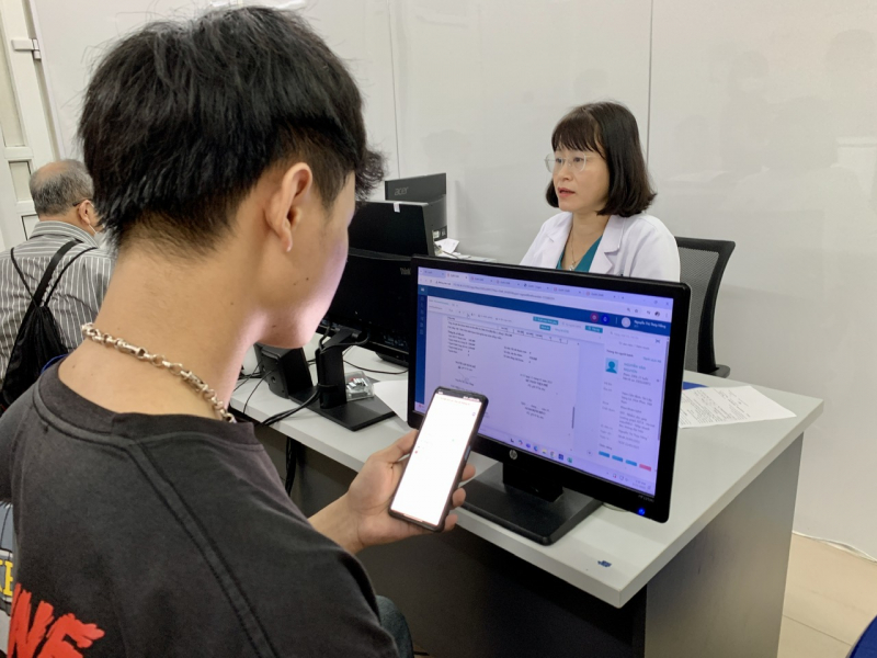 Bệnh viện đầu tiên triển khai chữ ký số người bệnh  -0