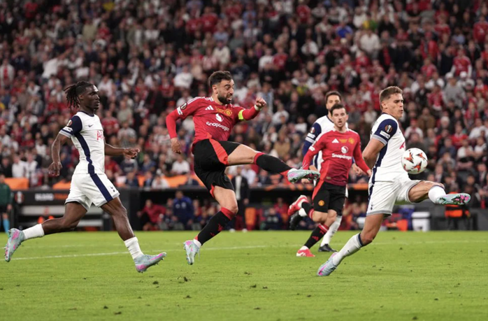 Đánh bại Man United, Tottenham thành tân vương Europa League- Ảnh 1.