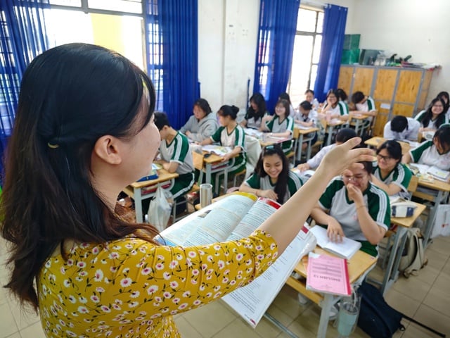 Bí quyết ôn thi tốt nghiệp THPT đạt điểm cao: Bố cục của bức thư tiếng Anh - Ảnh 1.