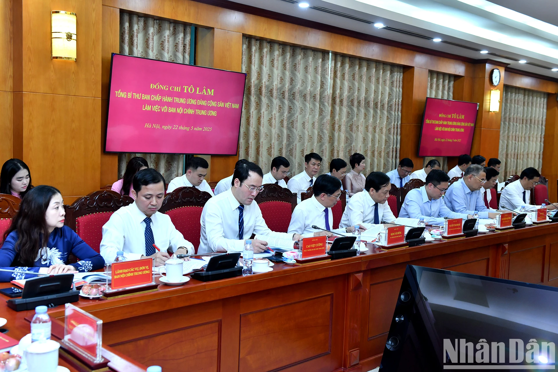 [Ảnh] Tổng Bí thư Tô Lâm chủ trì buổi làm việc với Ban Nội chính Trung ương ảnh 8