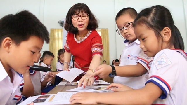 Cần giáo dục địa phương để học sinh hiểu rõ tinh thần đất nước là quê hương - Ảnh 1.