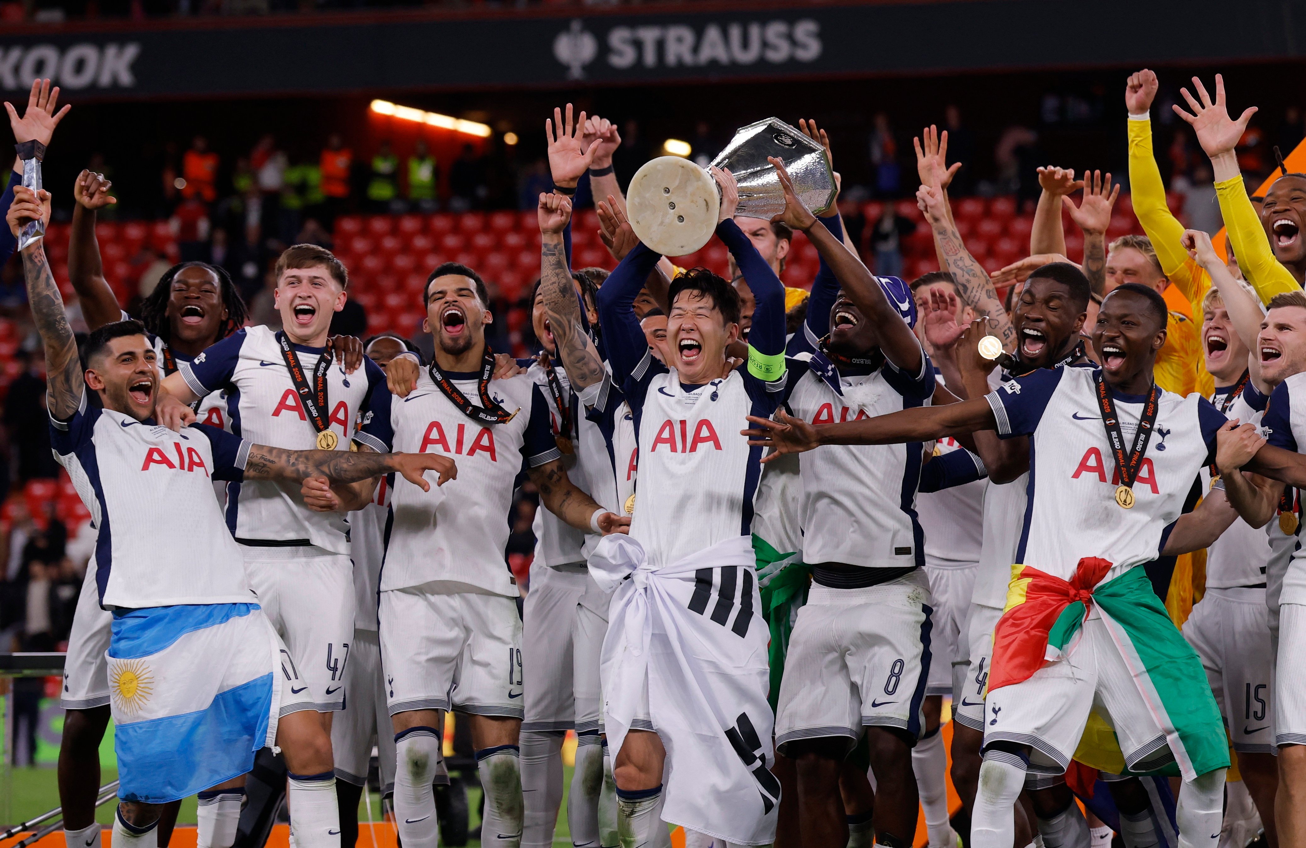 Tottenham dau MU anh 6