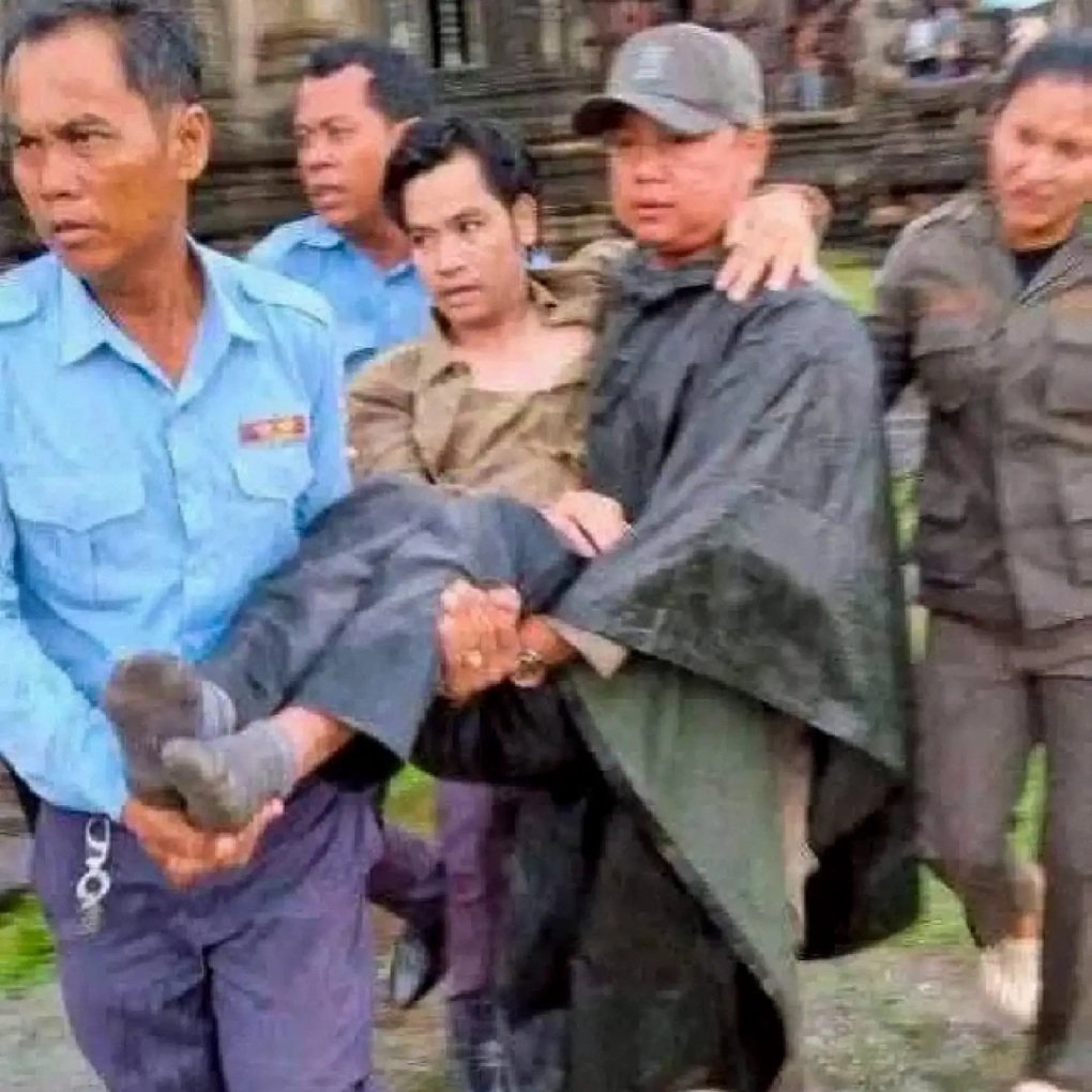 Ngồi trú mưa ở ngôi đền nổi tiếng, 3 du khách bị sét đánh thiệt mạng - 1