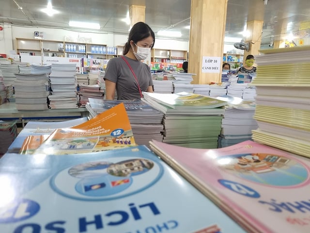 Sáp nhập tỉnh, thành có ảnh hưởng sách giáo khoa? - Ảnh 1.