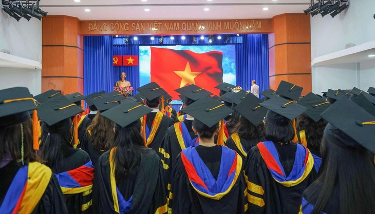 tiến sĩ - Ảnh 1.