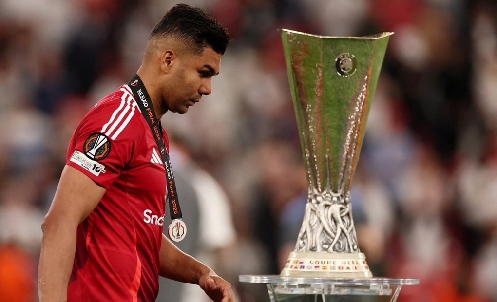 Man Utd rơi xuống vực sâu, xác lập cột mốc vô cùng tệ hại - 2