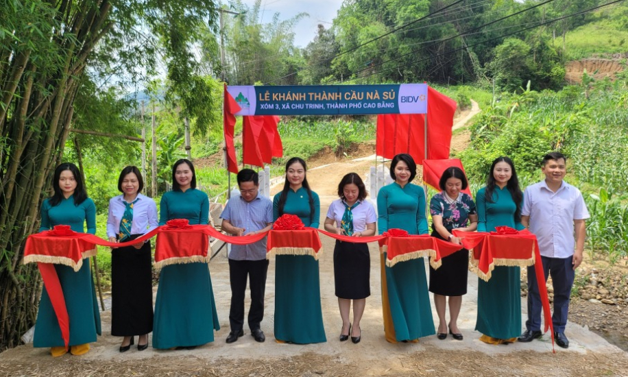 Inauguration of Na Su bridge project, hamlet 3, Chu Trinh commune (City) - Cao Bang electronic newspaper
