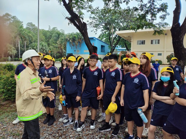 บทเรียนภาพเกี่ยวกับสิ่งแวดล้อมที่บริษัท VWS ภาพที่ 3