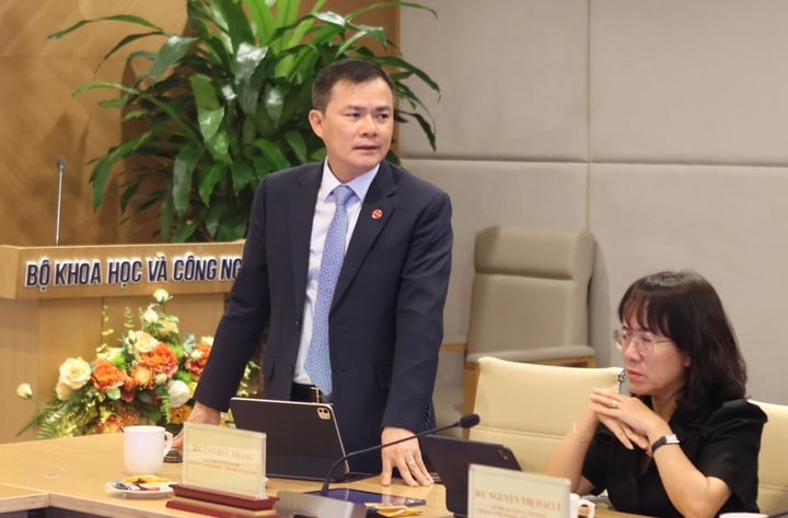 Bộ trưởng Nguyễn Mạnh Hùng: Viettel Global là niềm tự hào Việt Nam - Ảnh 2.