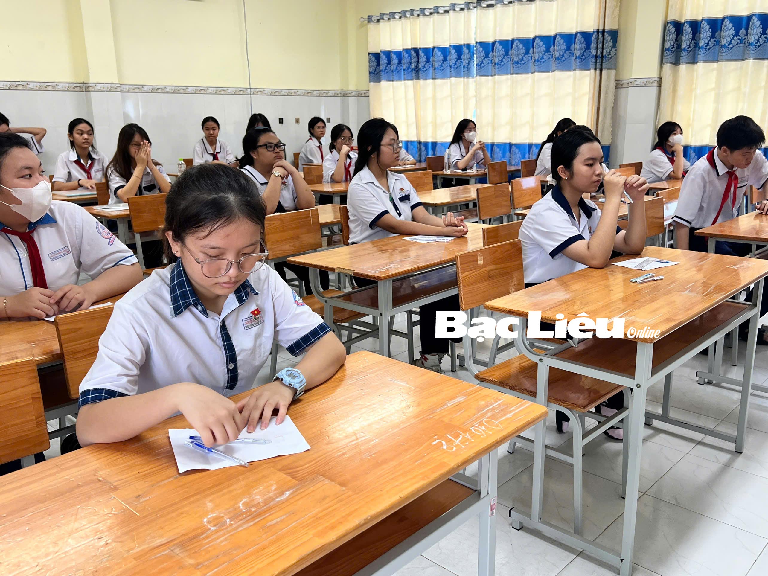 ผู้สมัครกว่า 7,000 คนเข้าร่วมการสอบเข้ามัธยมศึกษาปีที่ 10 ปีการศึกษา 2568 - 2569