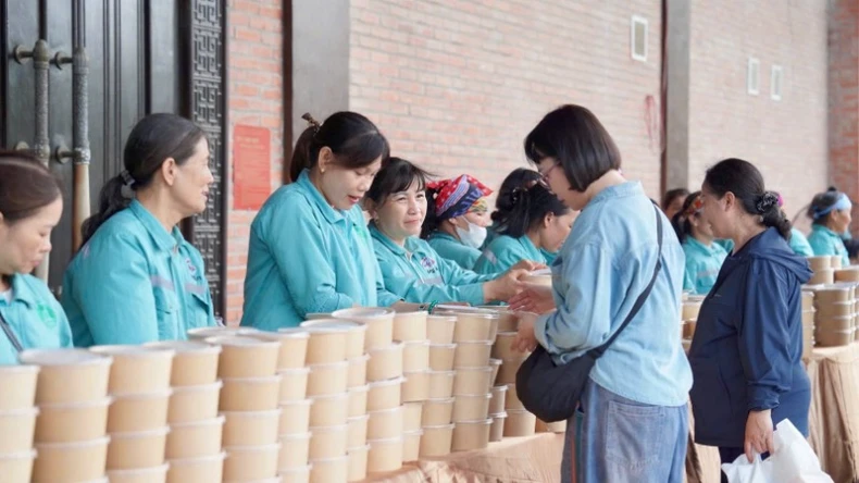Ninh Bình: Trang trọng hoạt động tôn trí xá lợi Đức Phật ảnh 6
