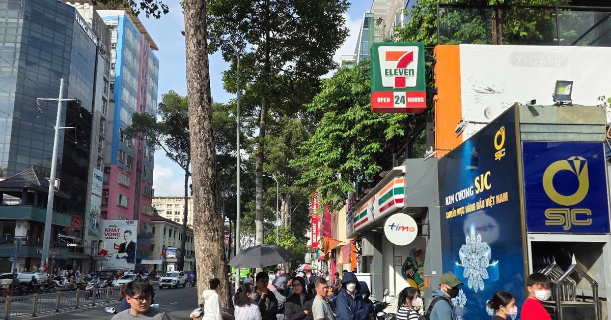 Giá vàng chiều nay 22/5/2025 giá vàng trong nước bất ngờ quay đầu, vàng thế giới vẫn tăng trên 3300 USD