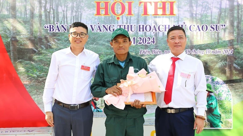 Quan tâm phát triển đảng viên là đồng bào dân tộc thiểu số trong đội ngũ công nhân ảnh 1
