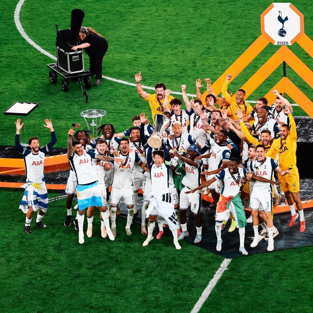 Tottenham đã thoát khỏi sự tầm thường, trở thành nhà vô địch Europa League như thế nào? ảnh 3